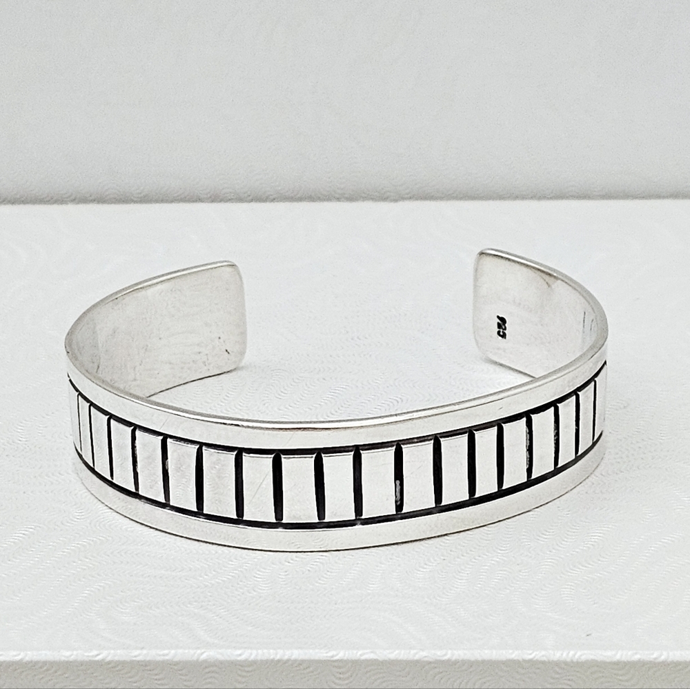 Silpada Very Rare Sterling Silver Etched Oxidized Heavy Cuff Bracelet ZB349